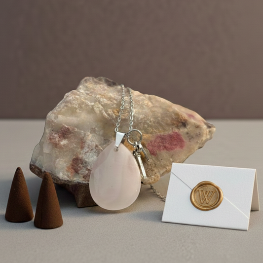 🌸 Colgante de Lágrima de Cuarzo Rosa · Auto-cuidado suave cada día